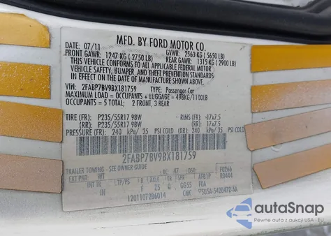 2011 Ford Crown Victoria Police Interceptor z USA, uszkodzony, nr VIN 2FABP7BV9BX181759